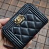 샤넬 보이 램스킨  금장 지퍼 카드지갑