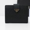 프라다 사피아노 삼각로고 반지갑
