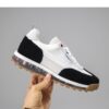 톰브라운 수입프리미엄급 남성 TECH RUNNER 스니커즈