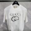 구찌 24SS 엠보로고 반팔 티셔츠
