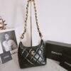 샤넬 호보백 스몰 램스킨 금장 블랙