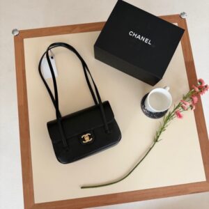 샤넬 26 스트랩 플랩백