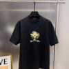 루이비통 골드모노 레터링 자수티셔츠