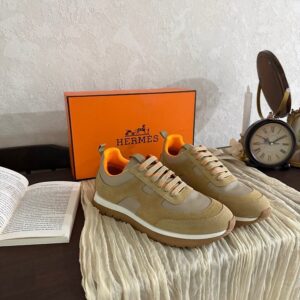 에르메스 스웨이드 러너 스니커즈