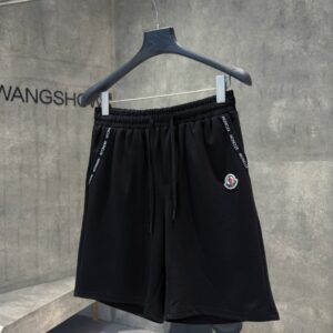 몽클레어 라인 띠 백 포켓 반바지