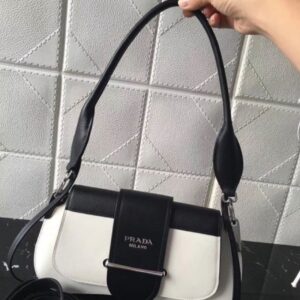 프라다 [PRADA] 수입프리미엄급 프라다 시도니 레더 숄더백