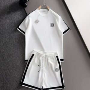 로에베 자수로고 하프 셋업