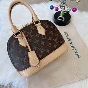 루이비통 알마 BB
