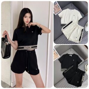 디올 [ D*OR ] 수입 벌 자수 레터링 폴로셔츠 & 반바지 SET